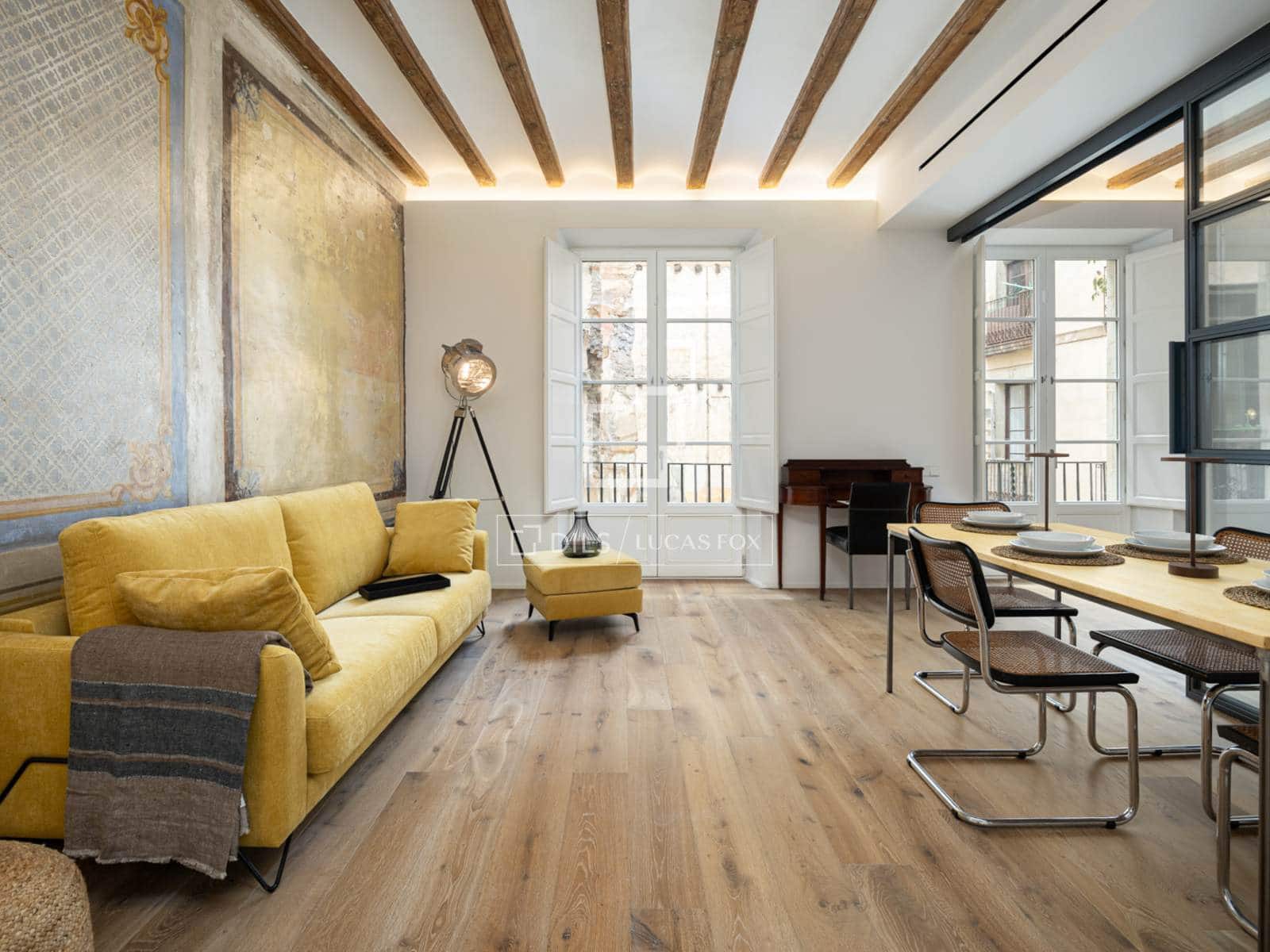 2 slaapkamer Appartement te huur in Barcelona stad met zwembad - € 3.900 (Ref: 9834215)