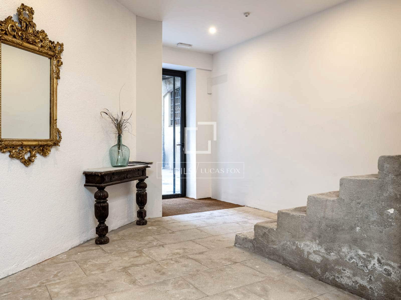 2 slaapkamer Appartement te huur in Barcelona stad met zwembad - € 3.900 (Ref: 9834215)