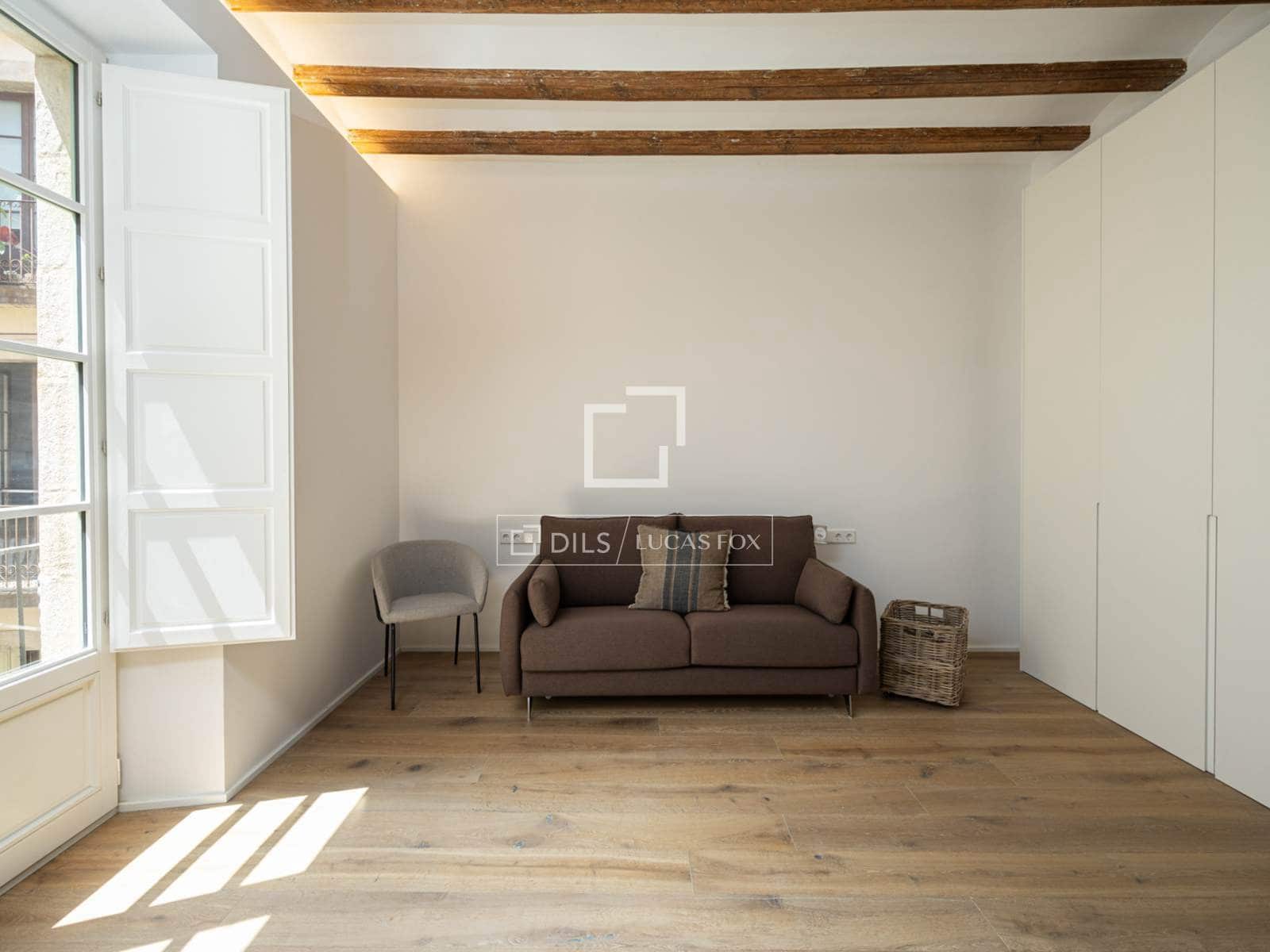 2 slaapkamer Appartement te huur in Barcelona stad met zwembad - € 3.900 (Ref: 9834215)