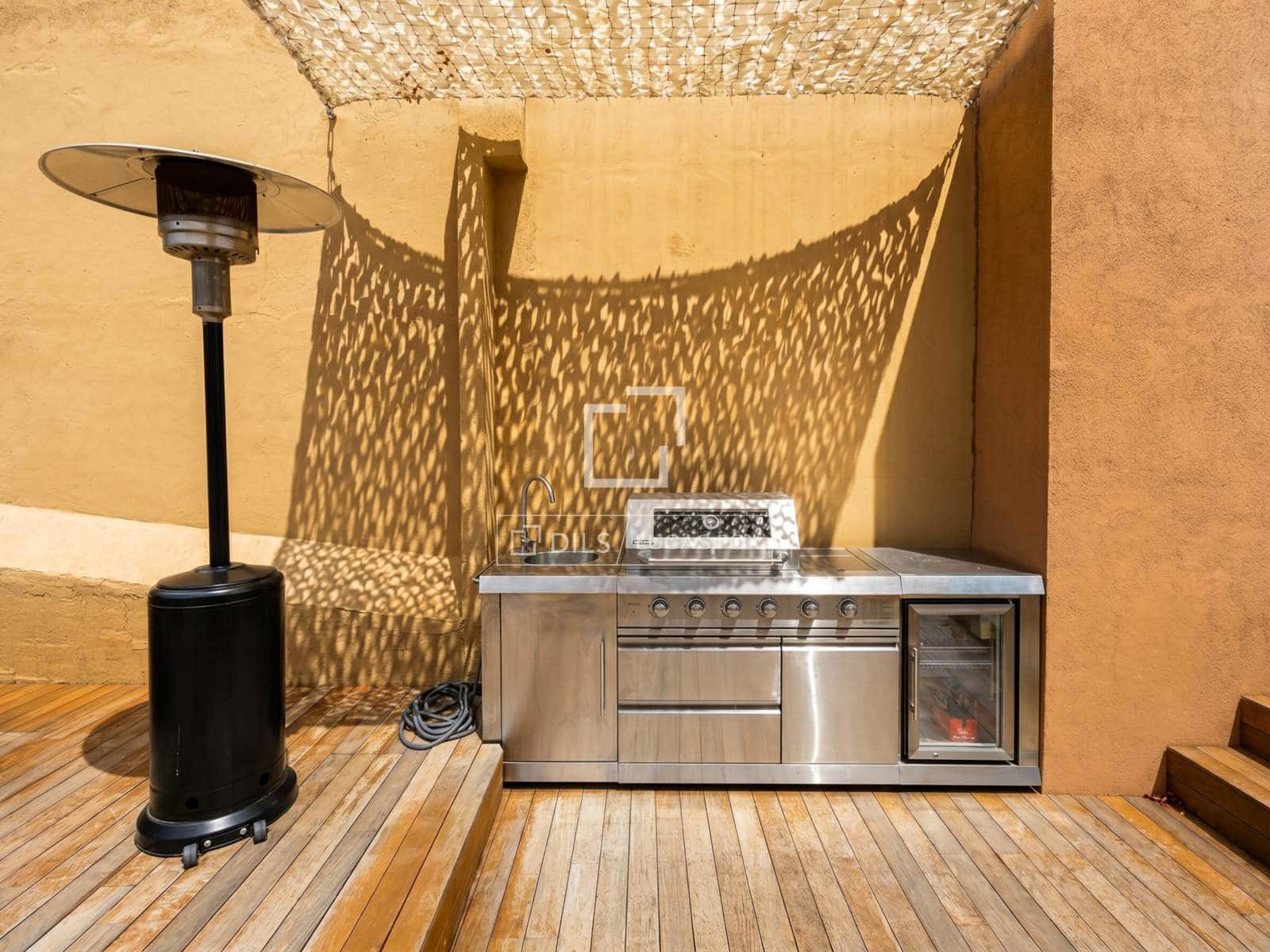 2 slaapkamer Appartement te huur in Barcelona stad met zwembad - € 3.900 (Ref: 9834215)