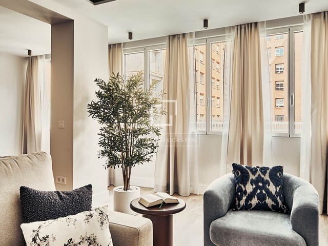 3 soveværelse Lejlighed til salg i Lista, Madrid by - € 1.699.000 (Ref: 9834216)