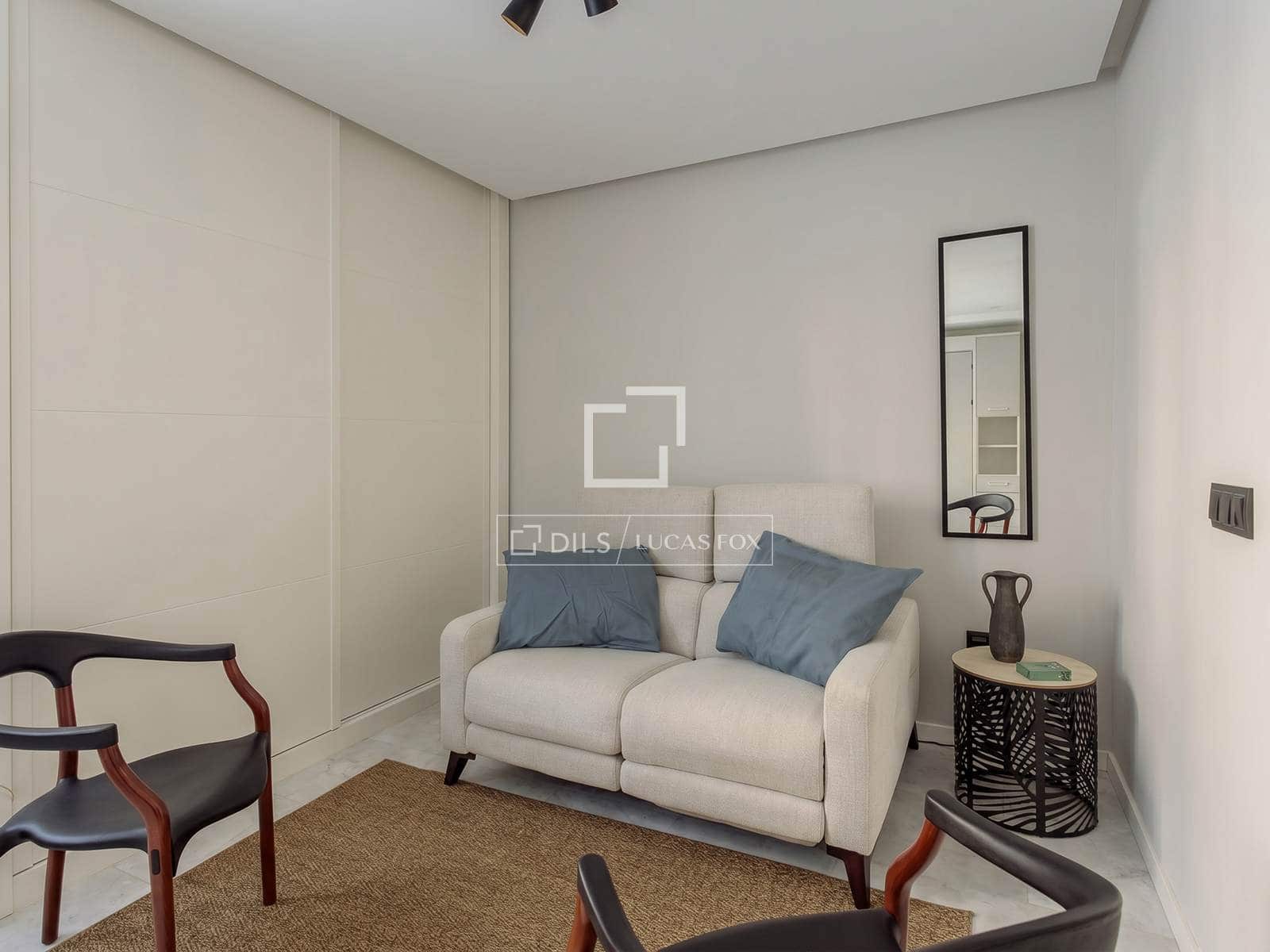 Apartment for rent in Madrid city - € 1,550 (Ref: 9834218)