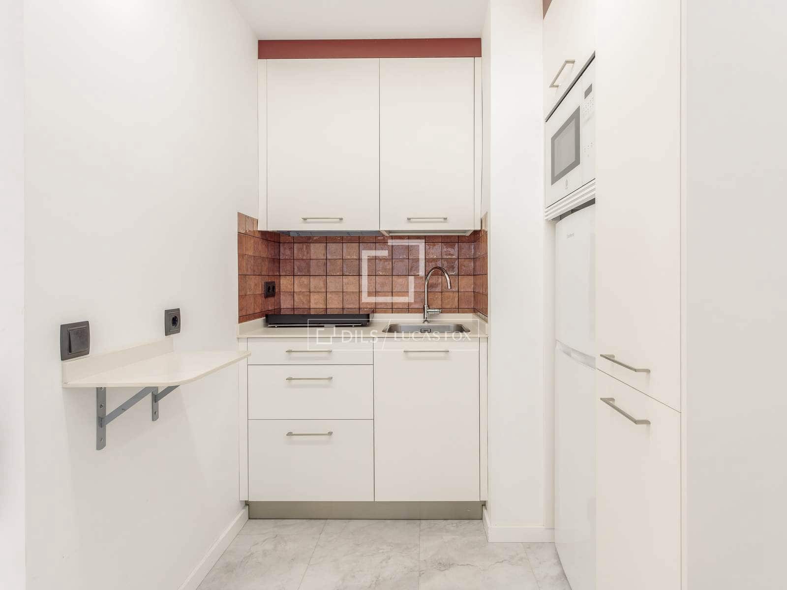Apartment for rent in Madrid city - € 1,550 (Ref: 9834218)