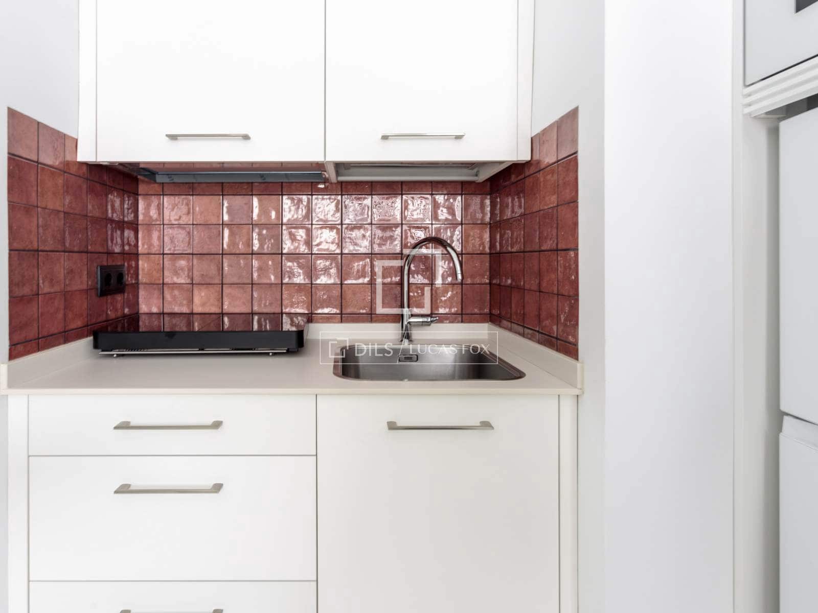 Apartment for rent in Madrid city - € 1,550 (Ref: 9834218)