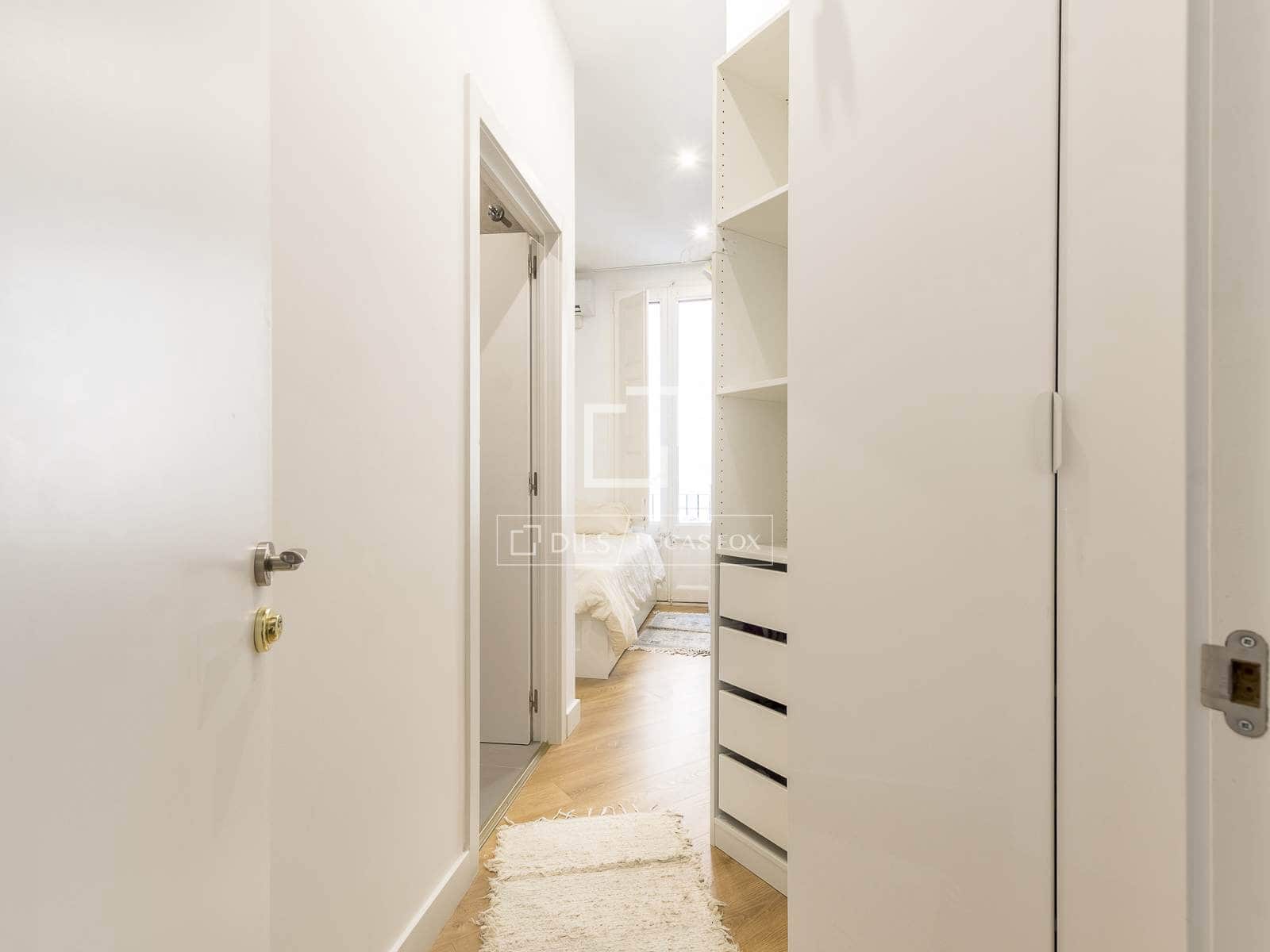 3 bedroom Apartment for sale in Barcelona city - € 725,000 (Ref: 9834537)