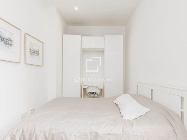 3 bedroom Apartment for sale in Barcelona city - € 725,000 (Ref: 9834537)