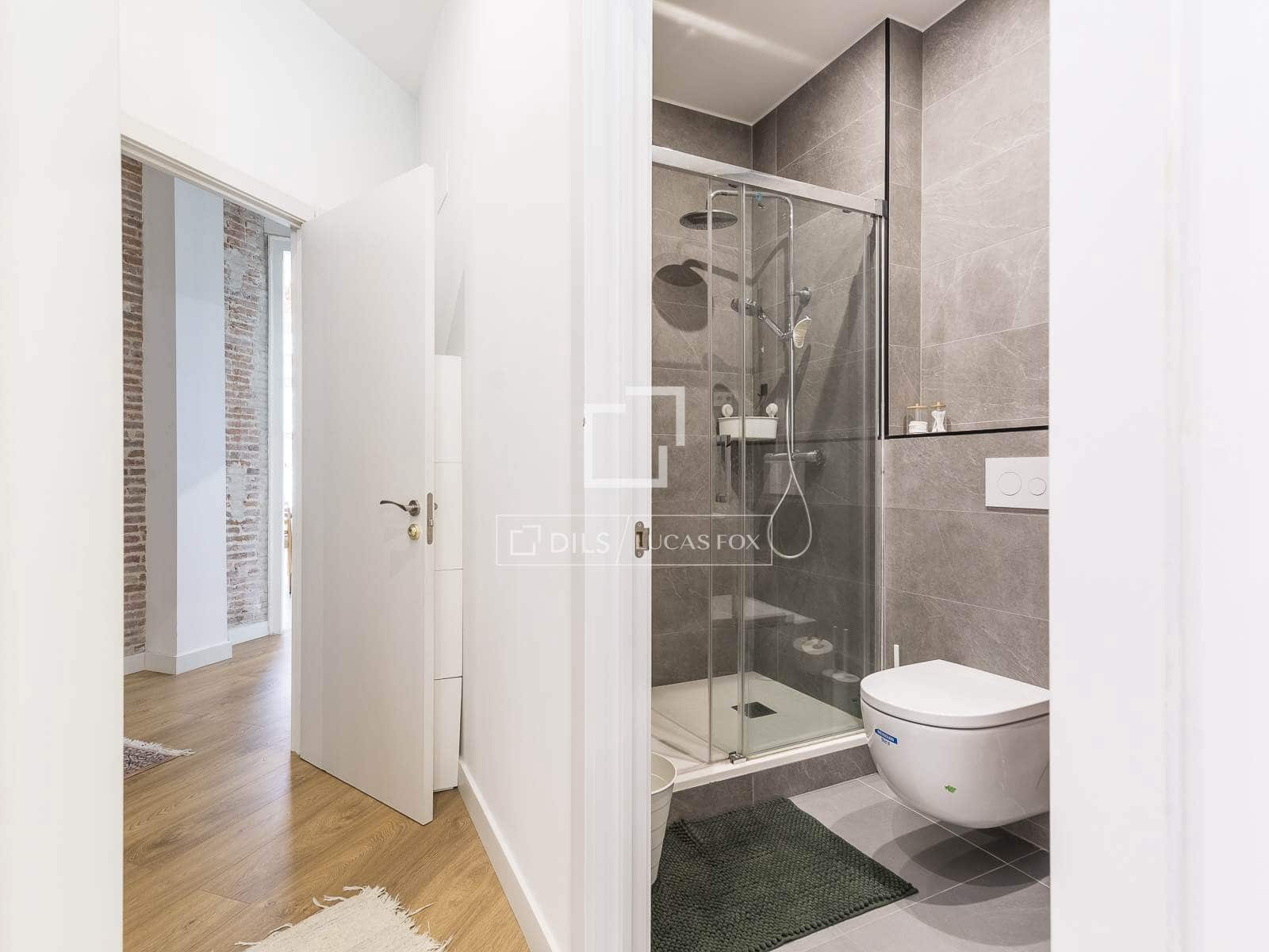 3 bedroom Apartment for sale in Barcelona city - € 725,000 (Ref: 9834537)
