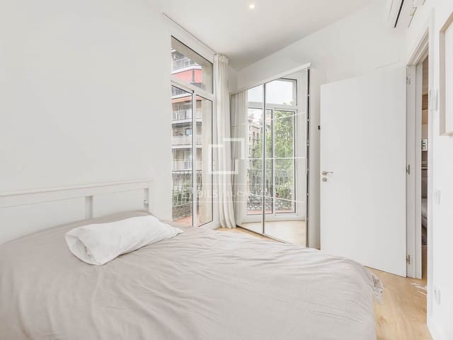 3 bedroom Apartment for sale in Barcelona city - € 725,000 (Ref: 9834537)