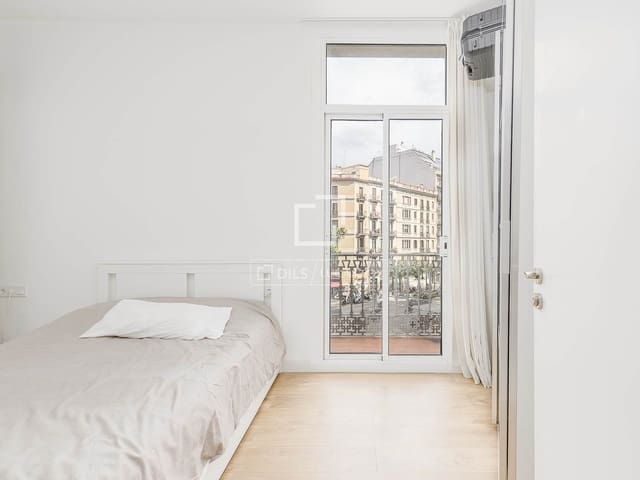 3 bedroom Apartment for sale in Barcelona city - € 725,000 (Ref: 9834537)
