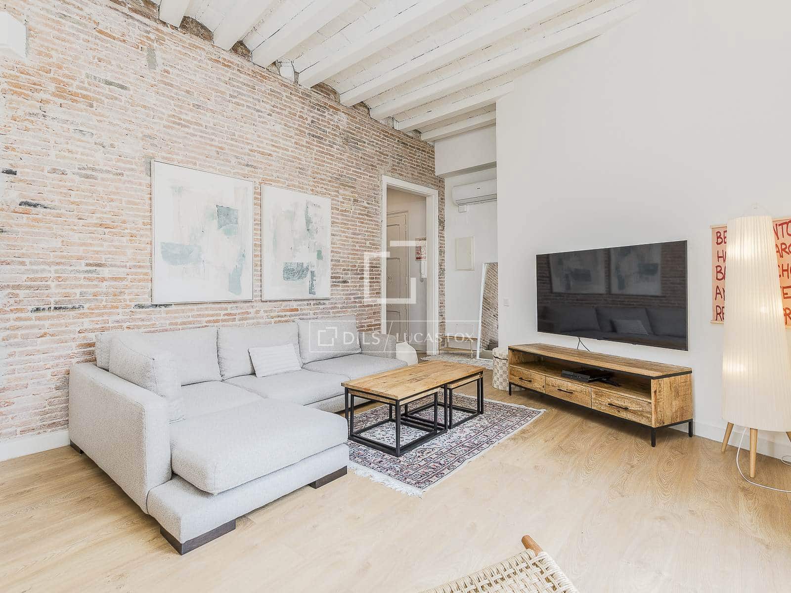 3 bedroom Apartment for sale in Barcelona city - € 725,000 (Ref: 9834537)