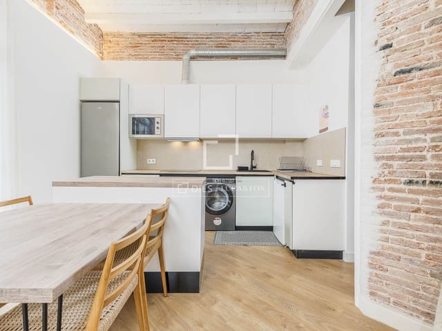 3 bedroom Apartment for sale in Barcelona city - € 725,000 (Ref: 9834537)