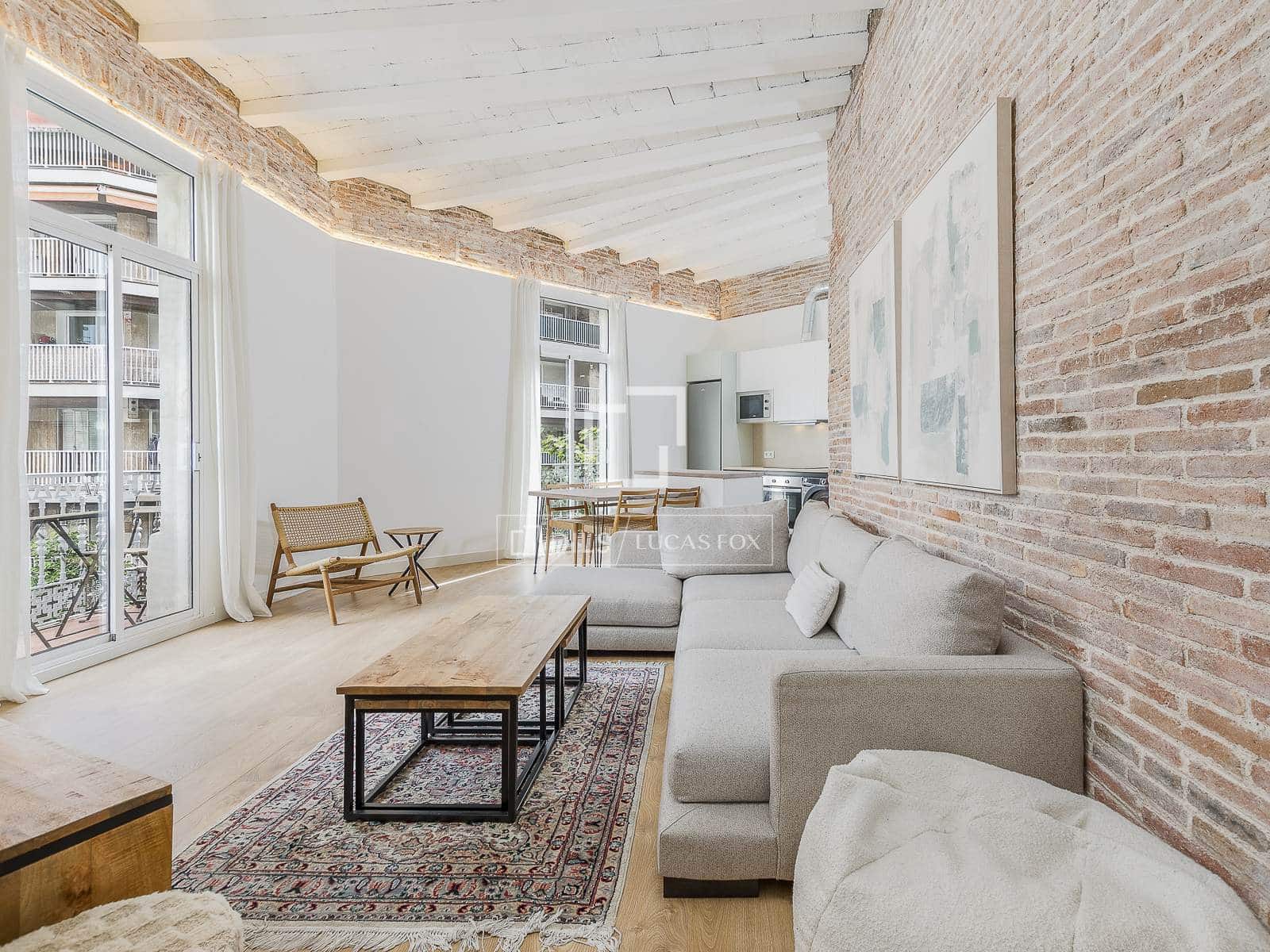 3 bedroom Apartment for sale in Barcelona city - € 725,000 (Ref: 9834537)