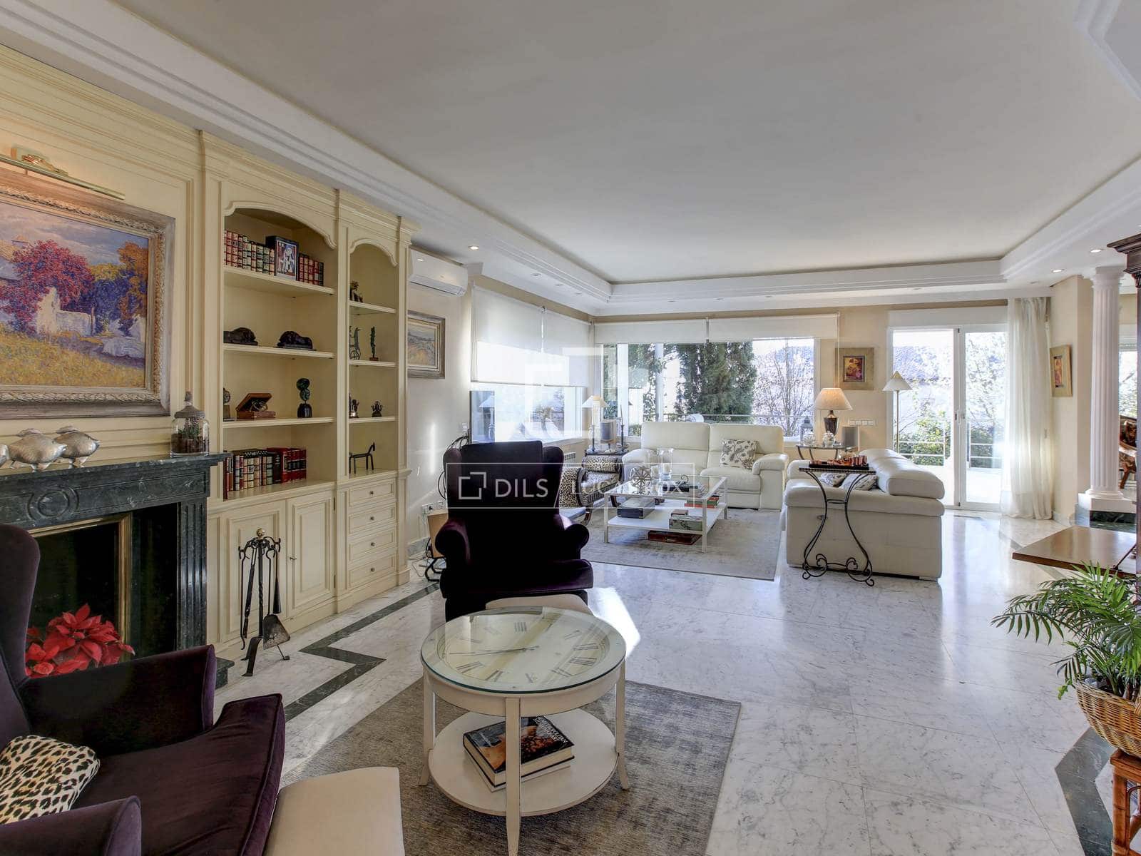 7 bedroom Villa for sale in Madrid city with pool garage - € 2,750,000 (Ref: 9834538)