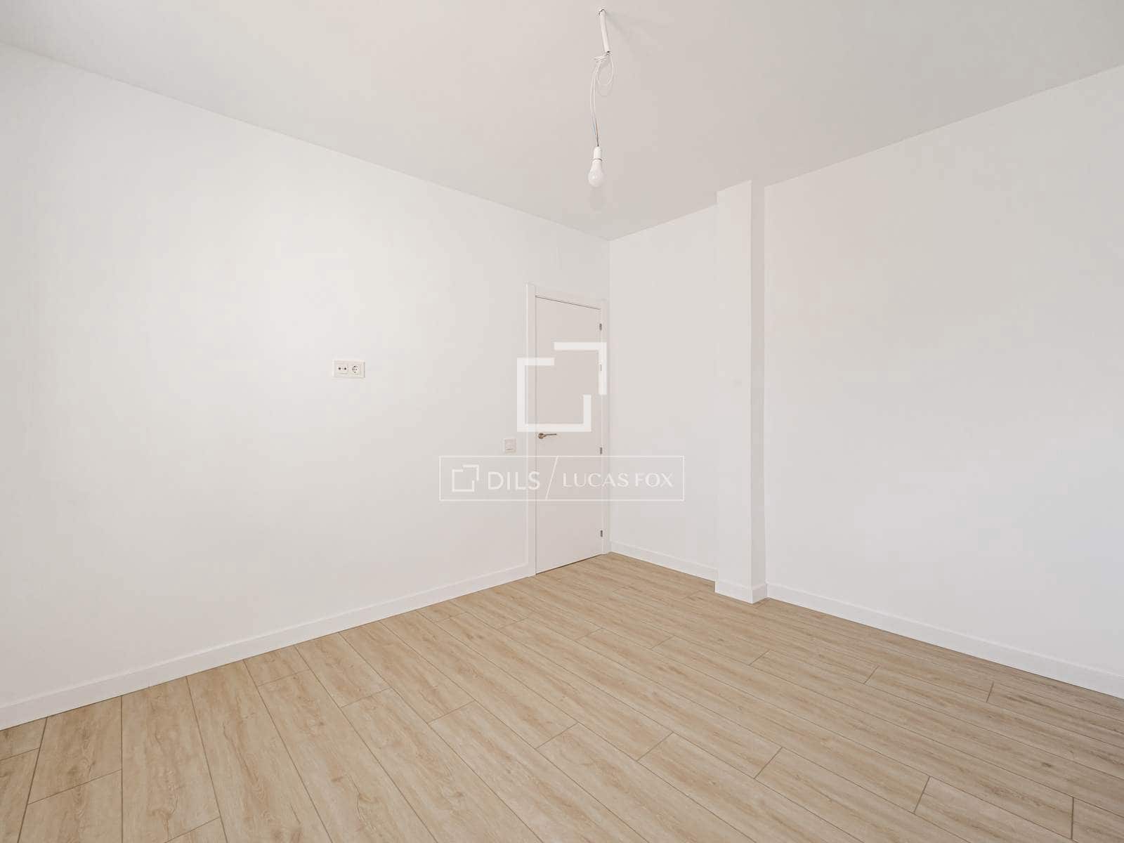 4 bedroom Penthouse for sale in Madrid city - € 1,600,000 (Ref: 9834648)