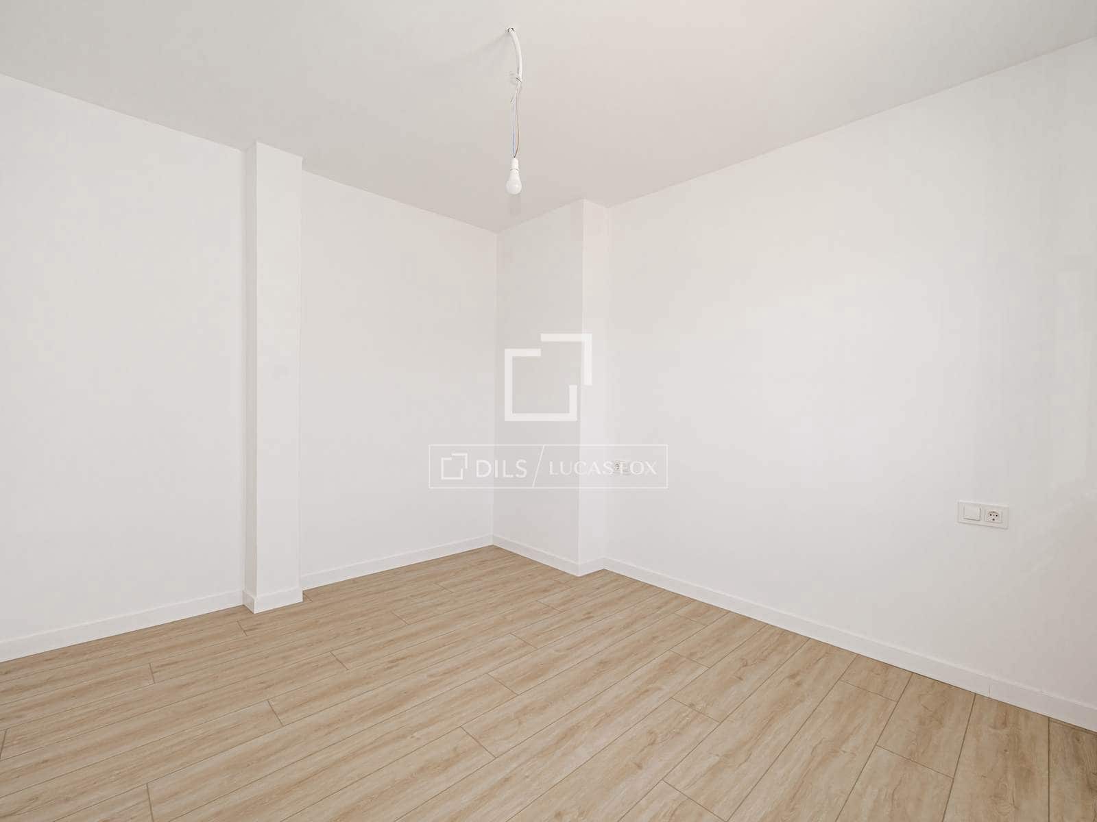 4 bedroom Penthouse for sale in Madrid city - € 1,600,000 (Ref: 9834648)