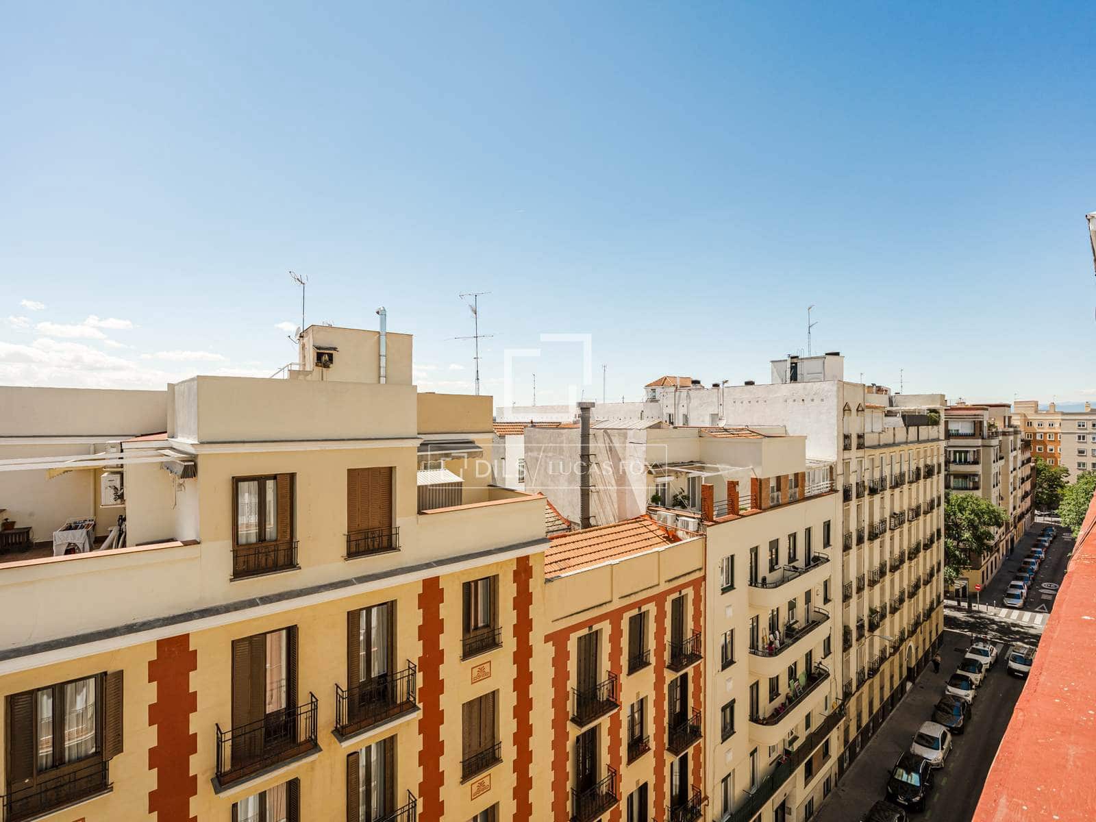 4 bedroom Penthouse for sale in Madrid city - € 1,600,000 (Ref: 9834648)