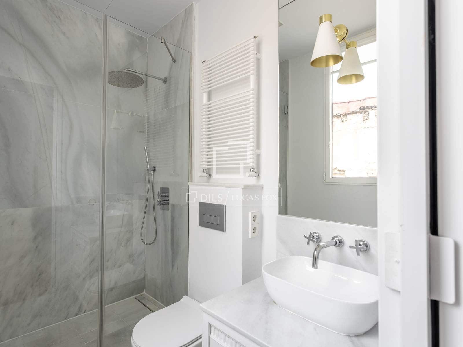 4 soveværelse Penthouse til leje i Madrid by - € 14.500 (Ref: 9834649)