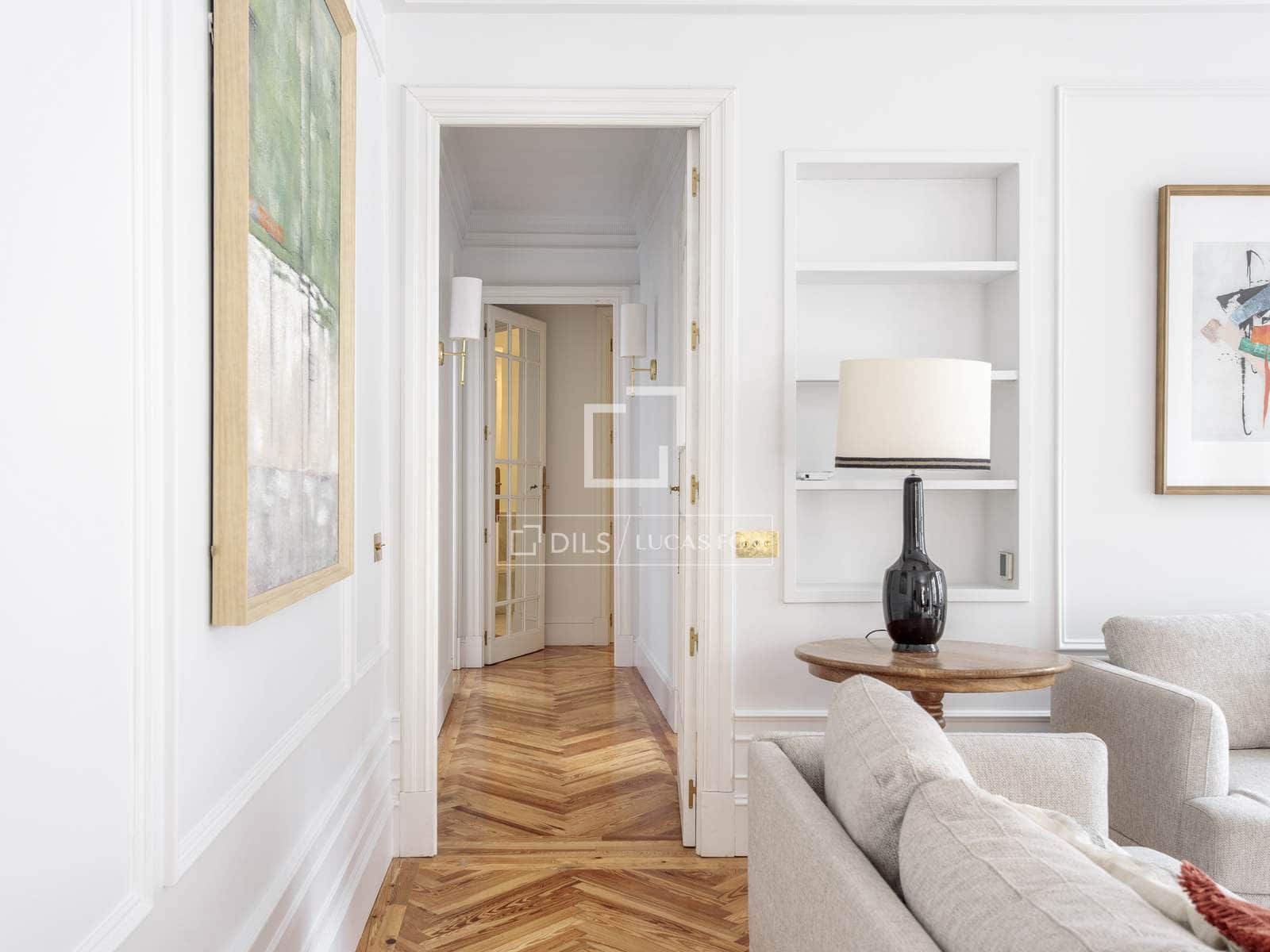 4 soveværelse Penthouse til leje i Madrid by - € 14.500 (Ref: 9834649)