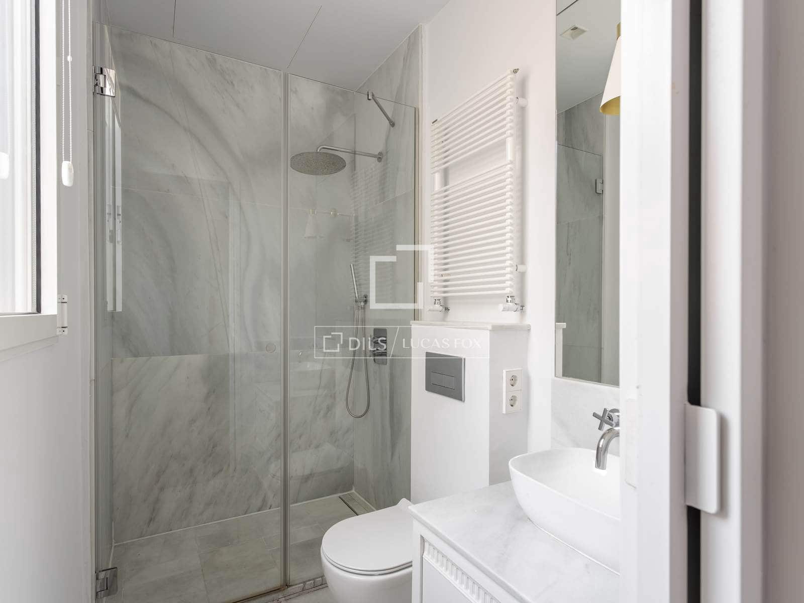4 soveværelse Penthouse til leje i Madrid by - € 14.500 (Ref: 9834649)