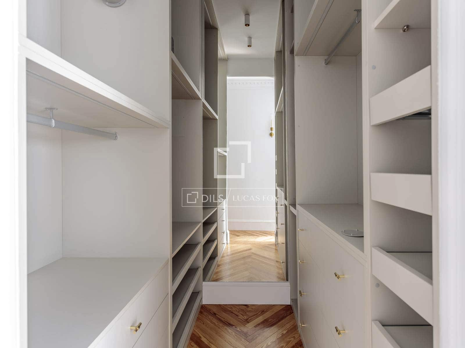 4 soveværelse Penthouse til leje i Madrid by - € 14.500 (Ref: 9834649)