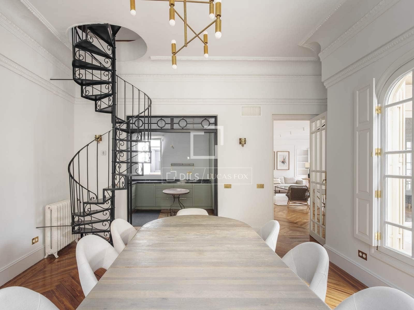 4 soveværelse Penthouse til leje i Madrid by - € 14.500 (Ref: 9834649)