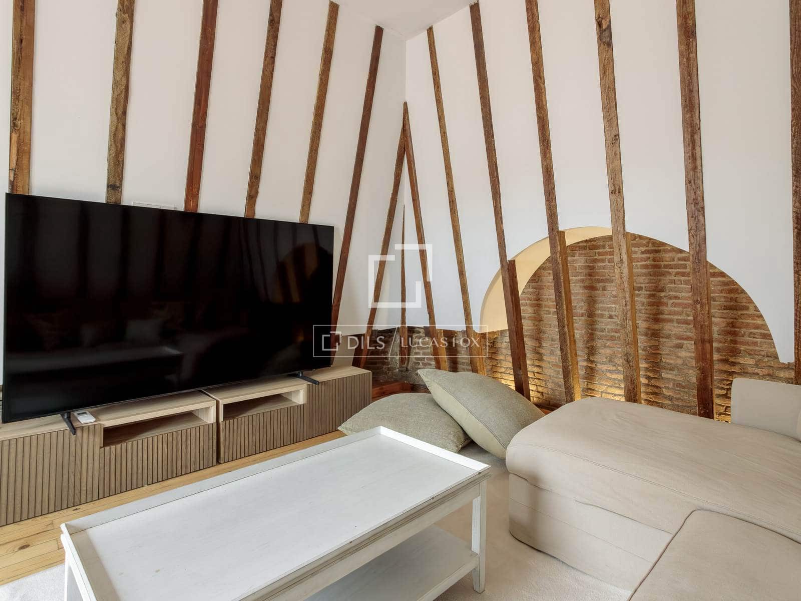 4 soveværelse Penthouse til leje i Madrid by - € 14.500 (Ref: 9834649)