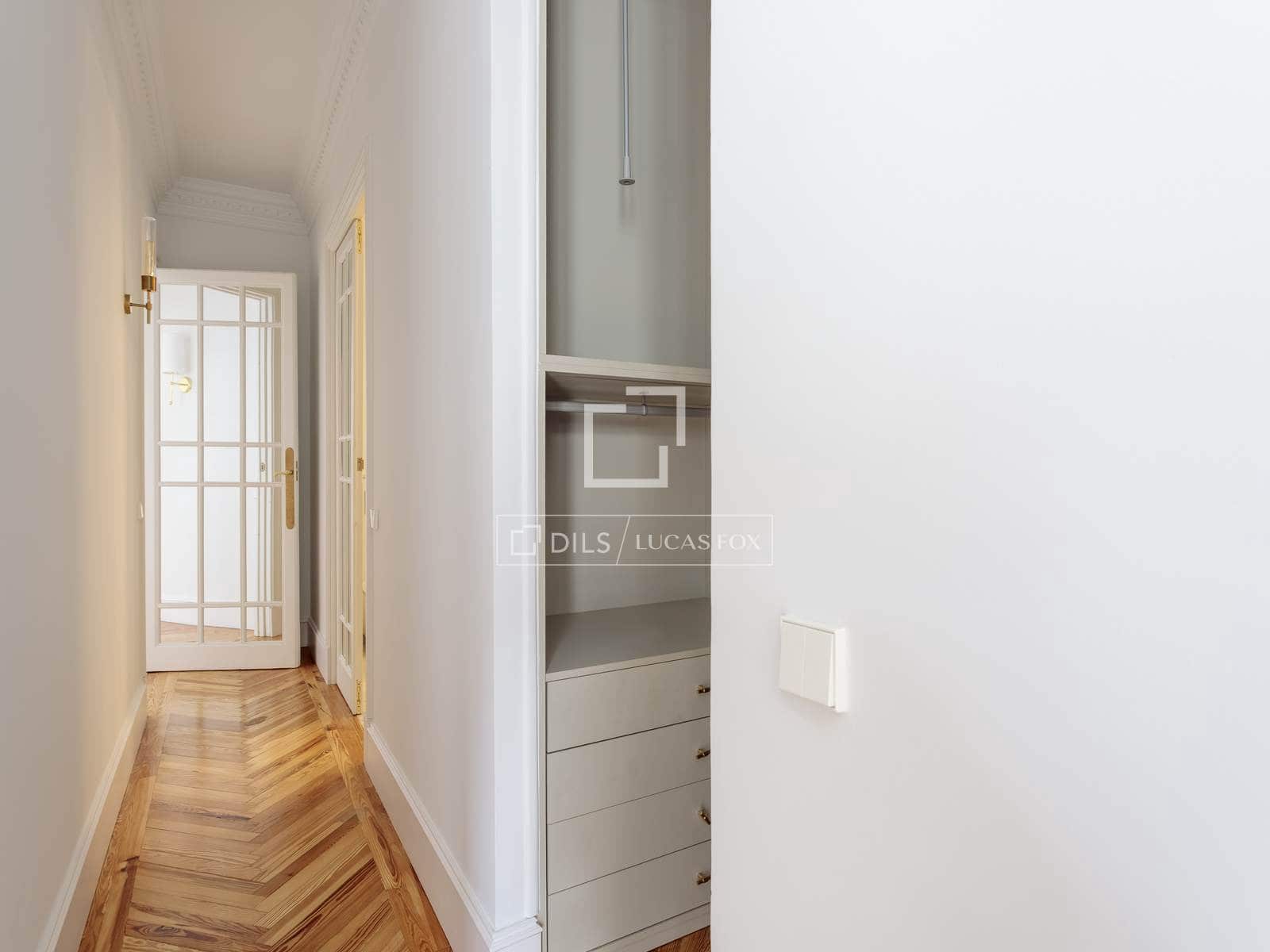4 soveværelse Penthouse til leje i Madrid by - € 14.500 (Ref: 9834649)