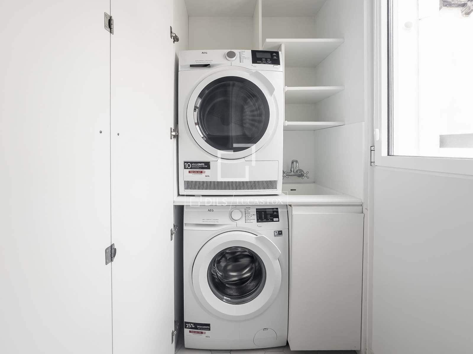4 soveværelse Penthouse til leje i Madrid by - € 14.500 (Ref: 9834649)
