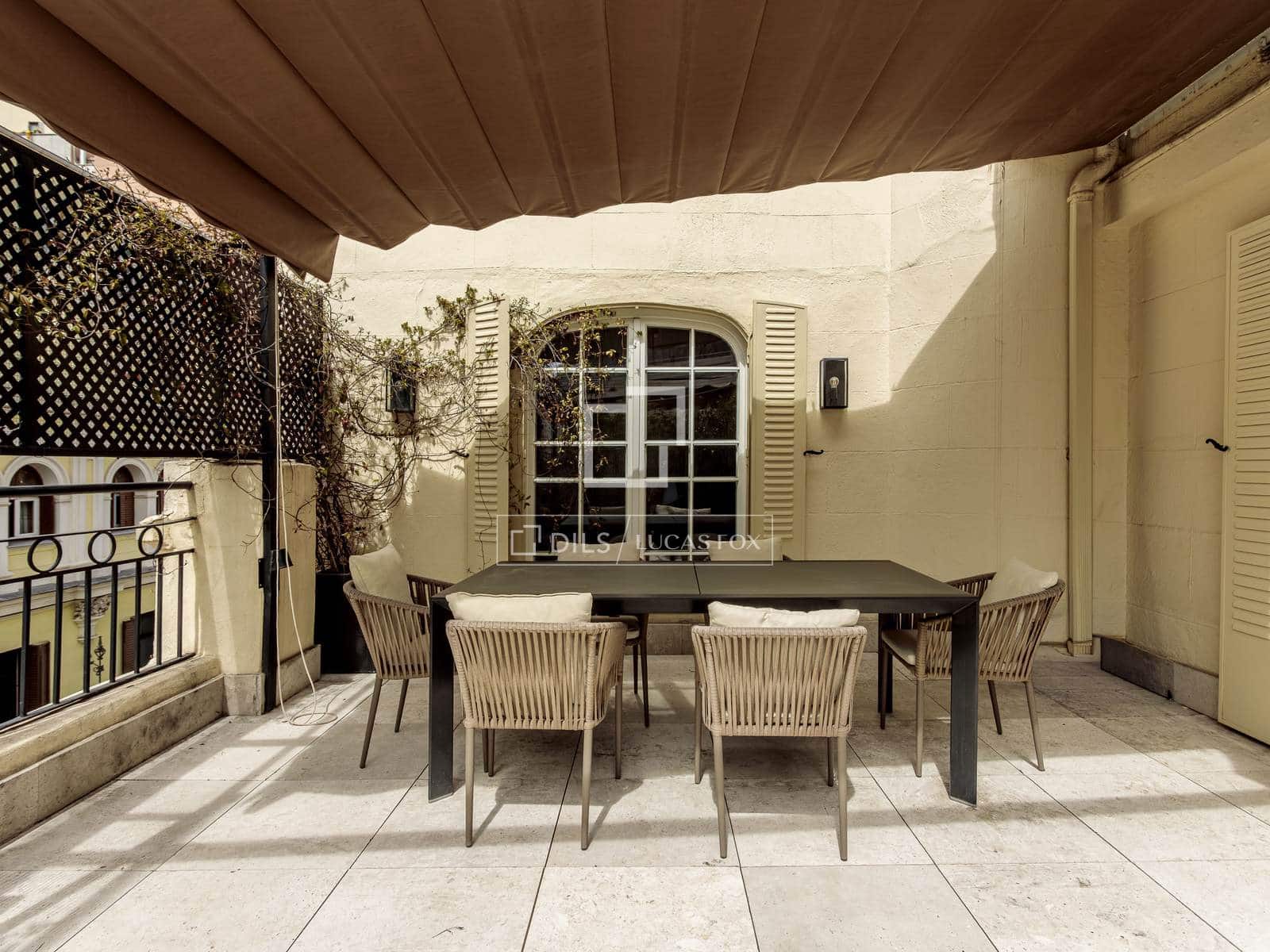 4 soveværelse Penthouse til leje i Madrid by - € 14.500 (Ref: 9834649)