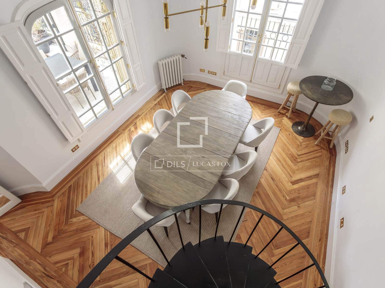 4 soveværelse Penthouse til leje i Madrid by - € 14.500 (Ref: 9834649)