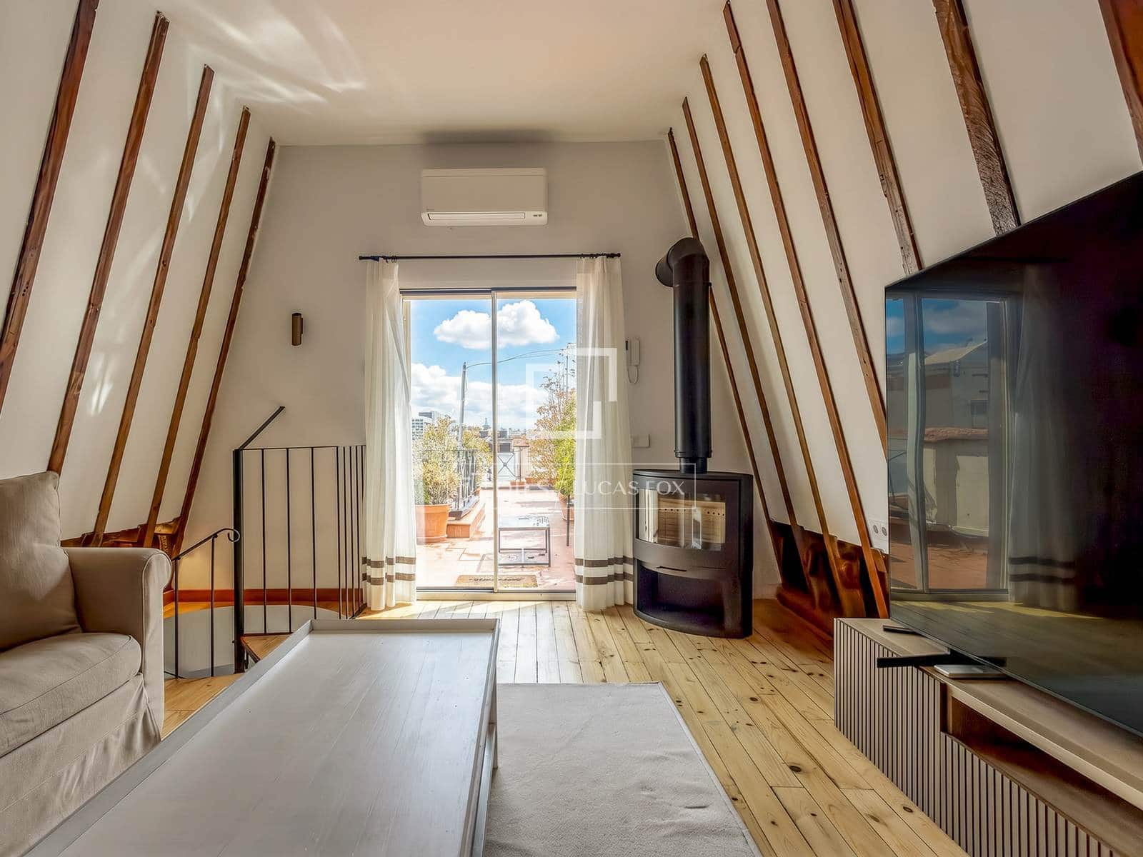 4 soveværelse Penthouse til leje i Madrid by - € 14.500 (Ref: 9834649)