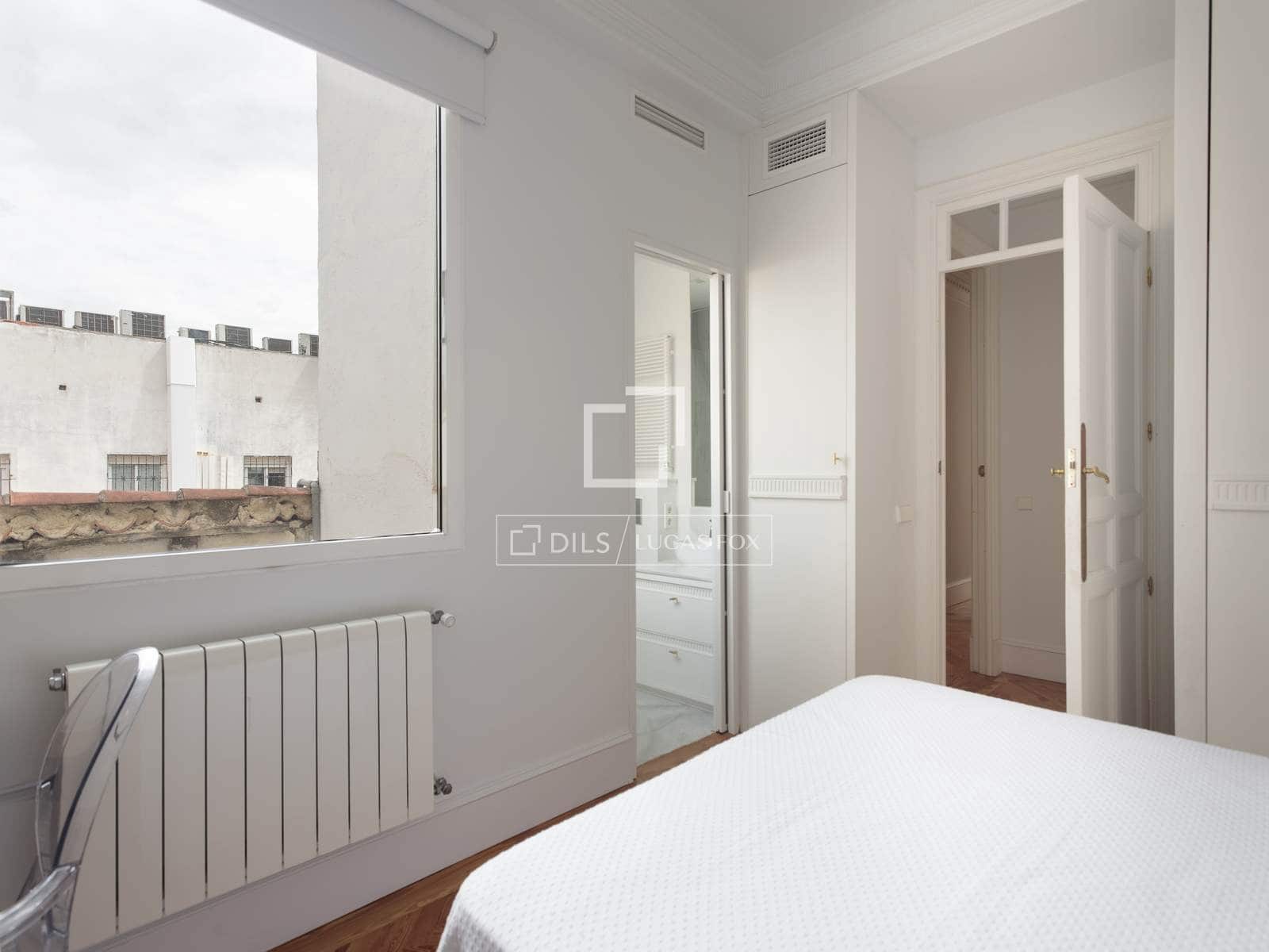 4 soveværelse Penthouse til leje i Madrid by - € 14.500 (Ref: 9834649)