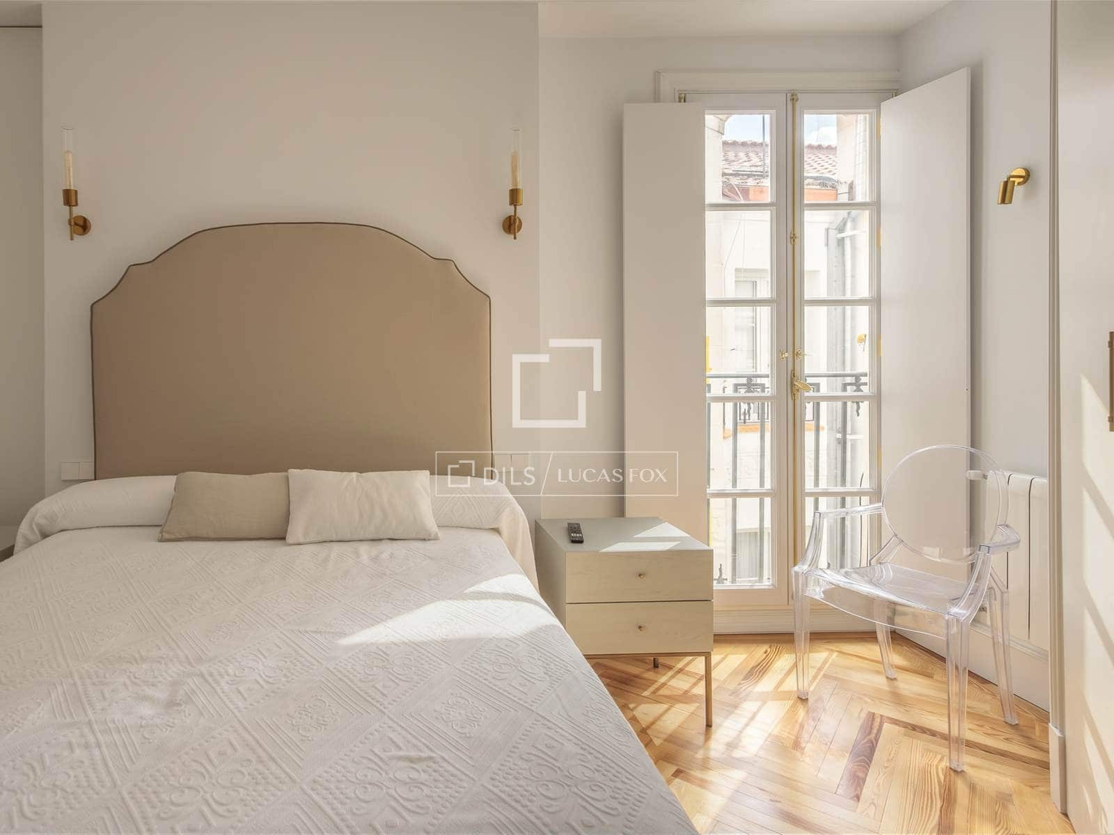 4 soveværelse Penthouse til leje i Madrid by - € 14.500 (Ref: 9834649)