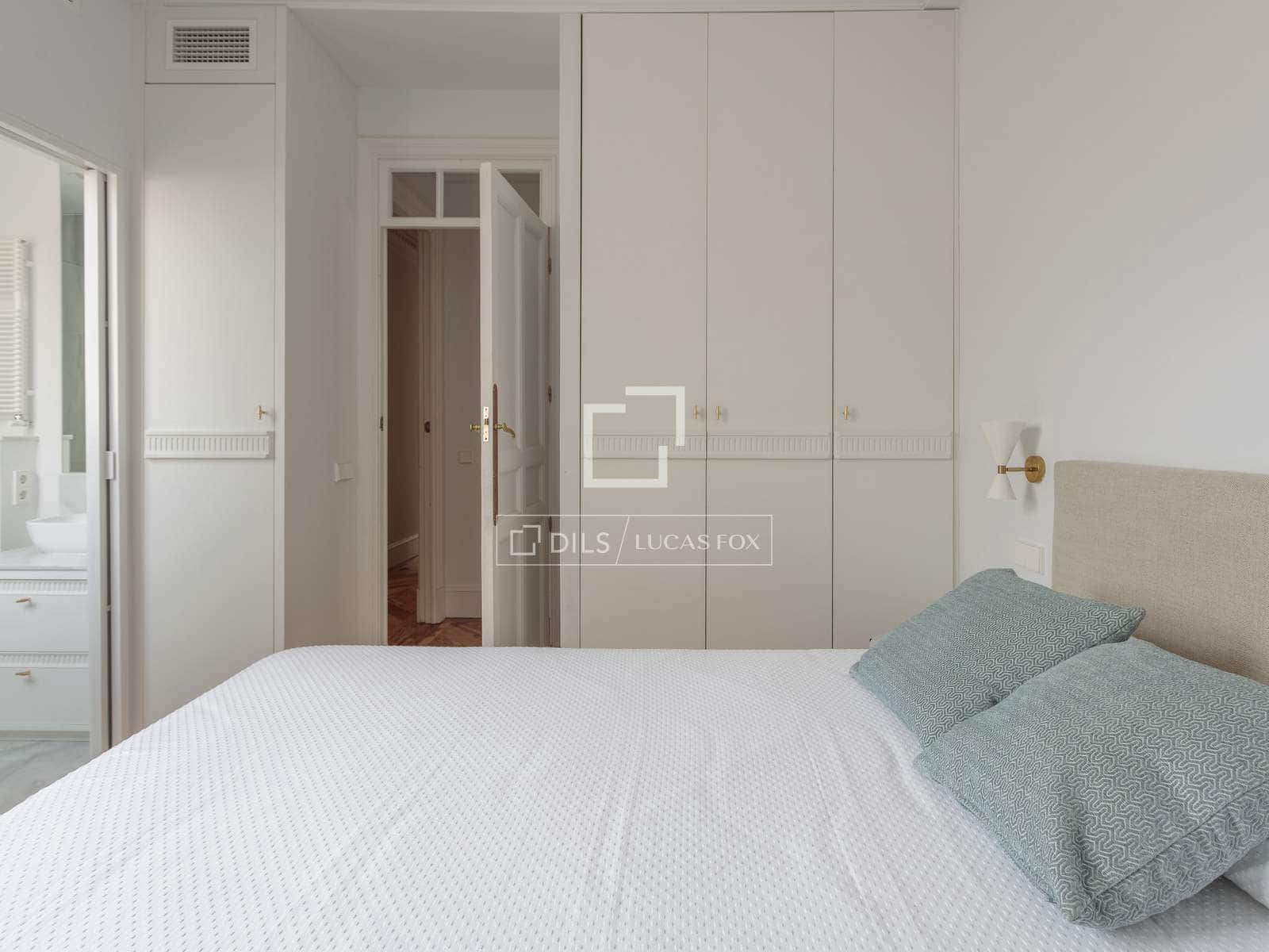 4 soveværelse Penthouse til leje i Madrid by - € 14.500 (Ref: 9834649)