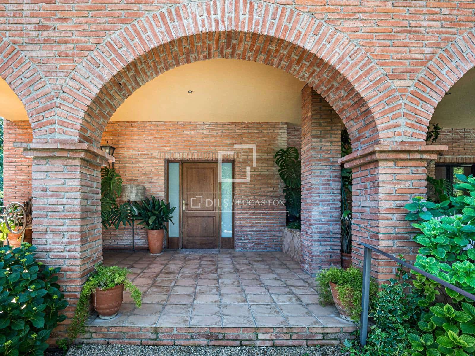 9 bedroom Villa for sale in Valldoreix with pool garage - € 1,890,000 (Ref: 9834650)