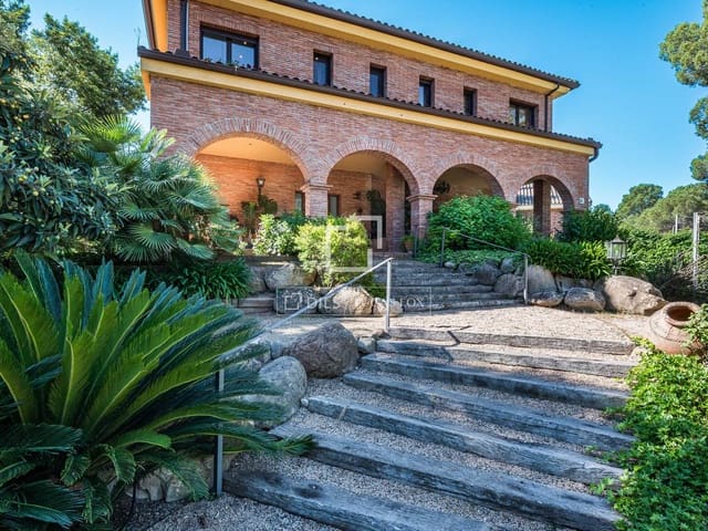 9 bedroom Villa for sale in Valldoreix, Sant Cugat del Vallès with pool garage - € 1,890,000 (Ref: 9834650)