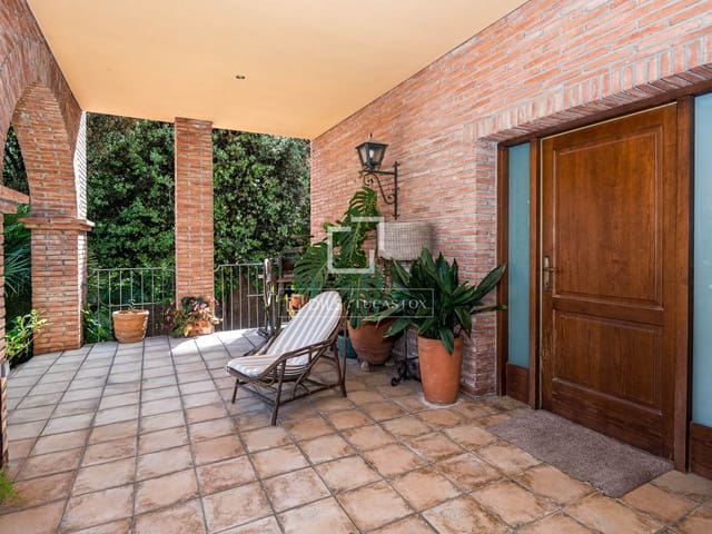 9 bedroom Villa for sale in Valldoreix, Sant Cugat del Vallès with pool garage - € 1,890,000 (Ref: 9834650)
