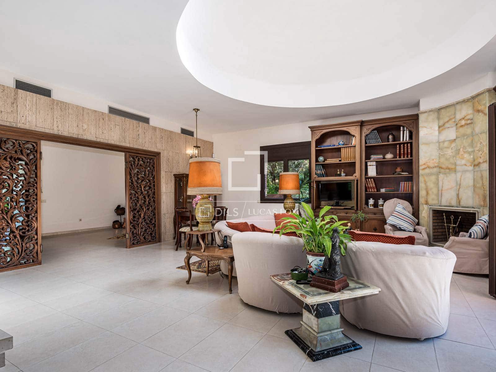 9 bedroom Villa for sale in Valldoreix with pool garage - € 1,890,000 (Ref: 9834650)