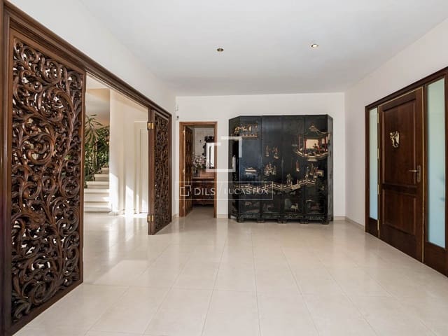 9 bedroom Villa for sale in Valldoreix, Sant Cugat del Vallès with pool garage - € 1,890,000 (Ref: 9834650)