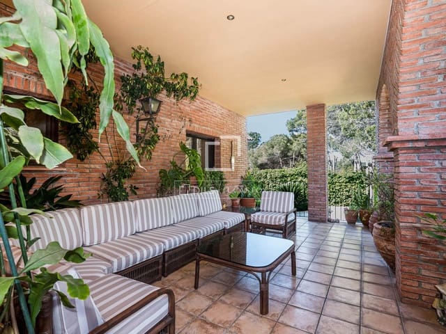 9 bedroom Villa for sale in Valldoreix, Sant Cugat del Vallès with pool garage - € 1,890,000 (Ref: 9834650)