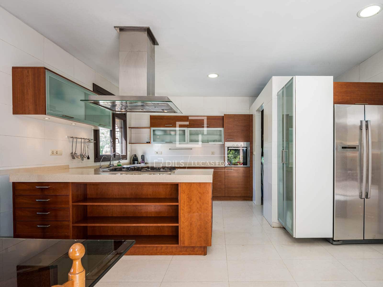 9 bedroom Villa for sale in Valldoreix with pool garage - € 1,890,000 (Ref: 9834650)