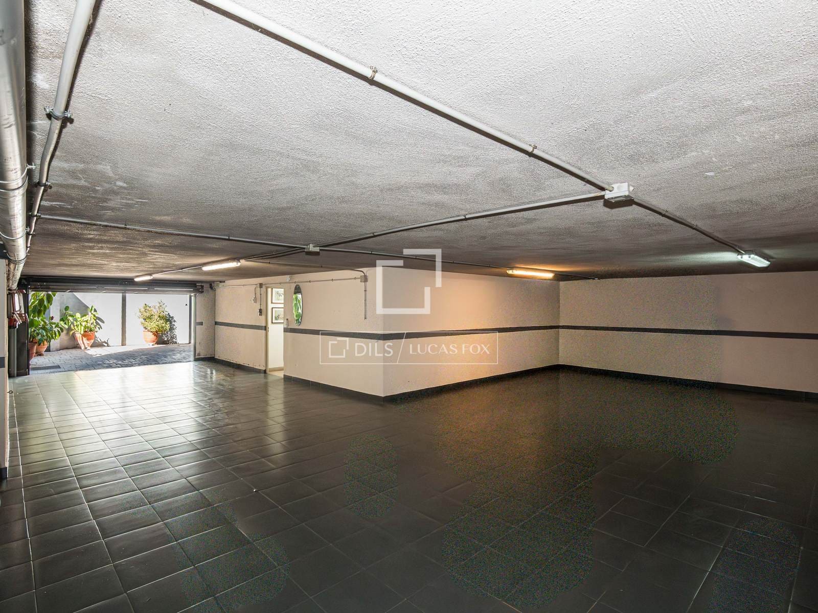 9 bedroom Villa for sale in Valldoreix with pool garage - € 1,890,000 (Ref: 9834650)