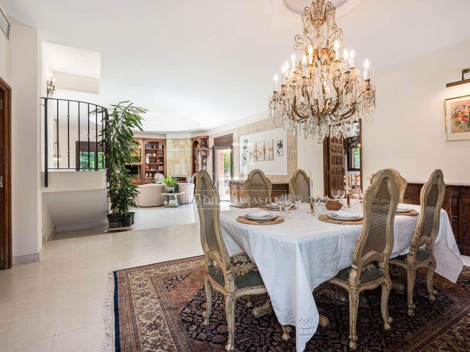 9 bedroom Villa for sale in Valldoreix with pool garage - € 1,890,000 (Ref: 9834650)
