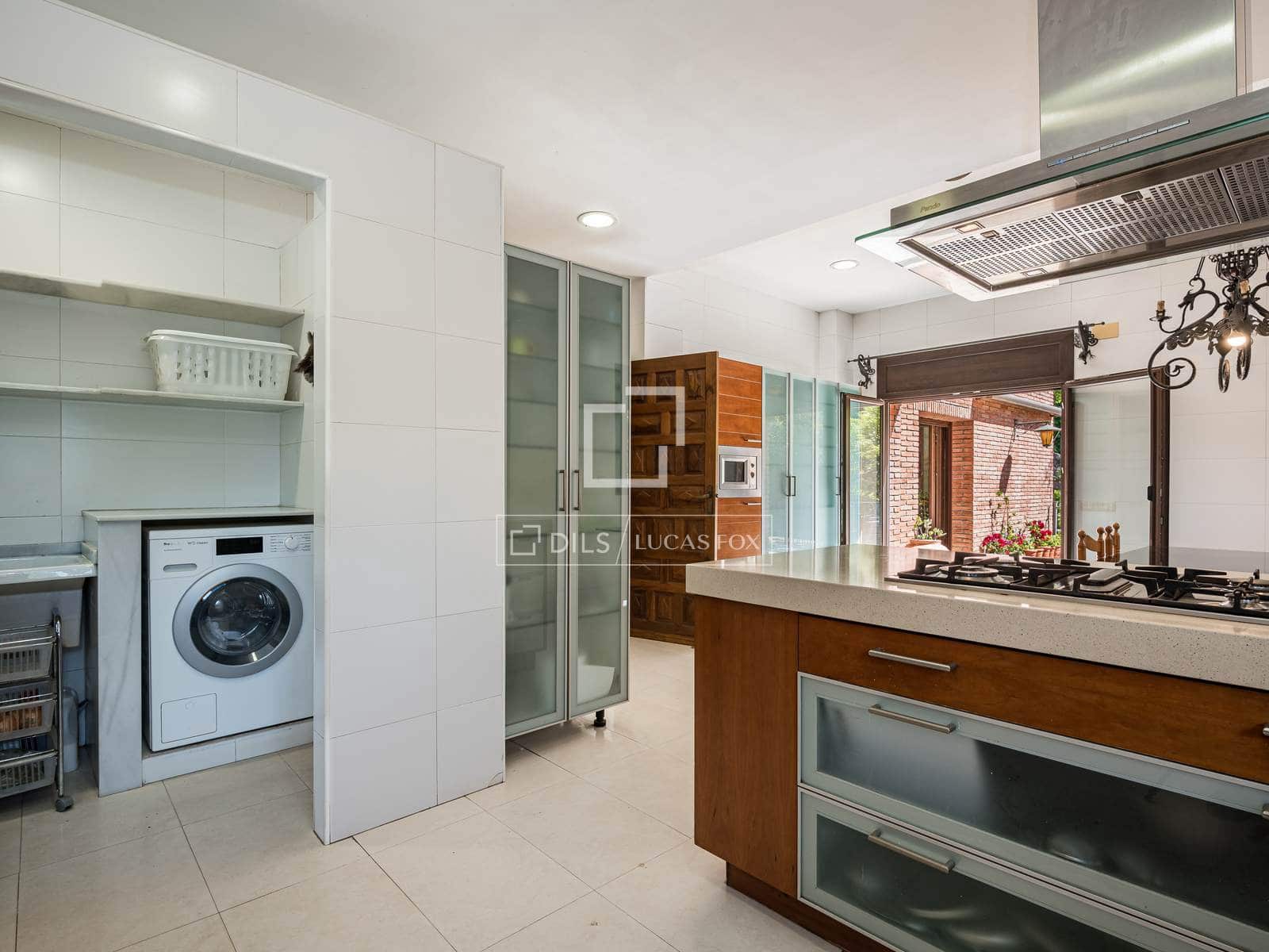 9 bedroom Villa for sale in Valldoreix with pool garage - € 1,890,000 (Ref: 9834650)