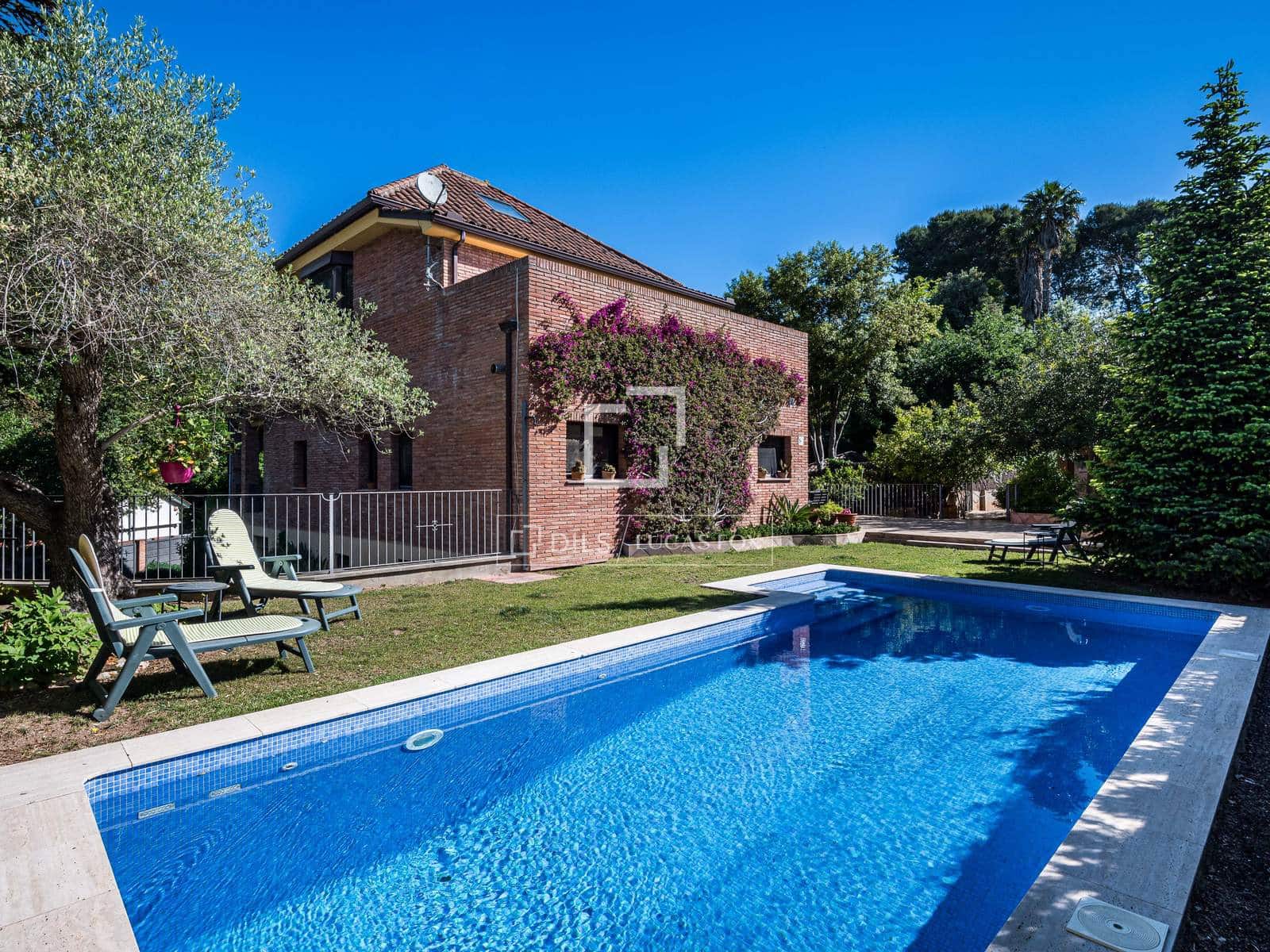 9 bedroom Villa for sale in Valldoreix with pool garage - € 1,890,000 (Ref: 9834650)