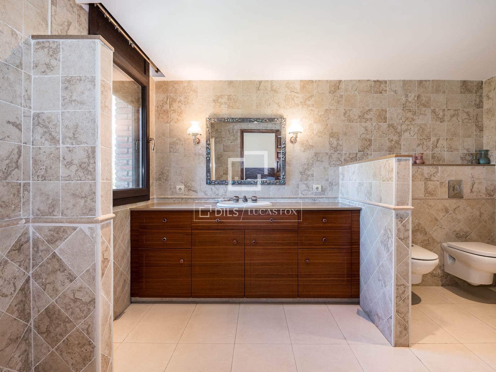 9 bedroom Villa for sale in Valldoreix with pool garage - € 1,890,000 (Ref: 9834650)