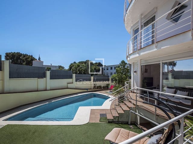 5 bedroom Villa for sale in Castelldefels with pool garage - € 1,170,000 (Ref: 9834894)