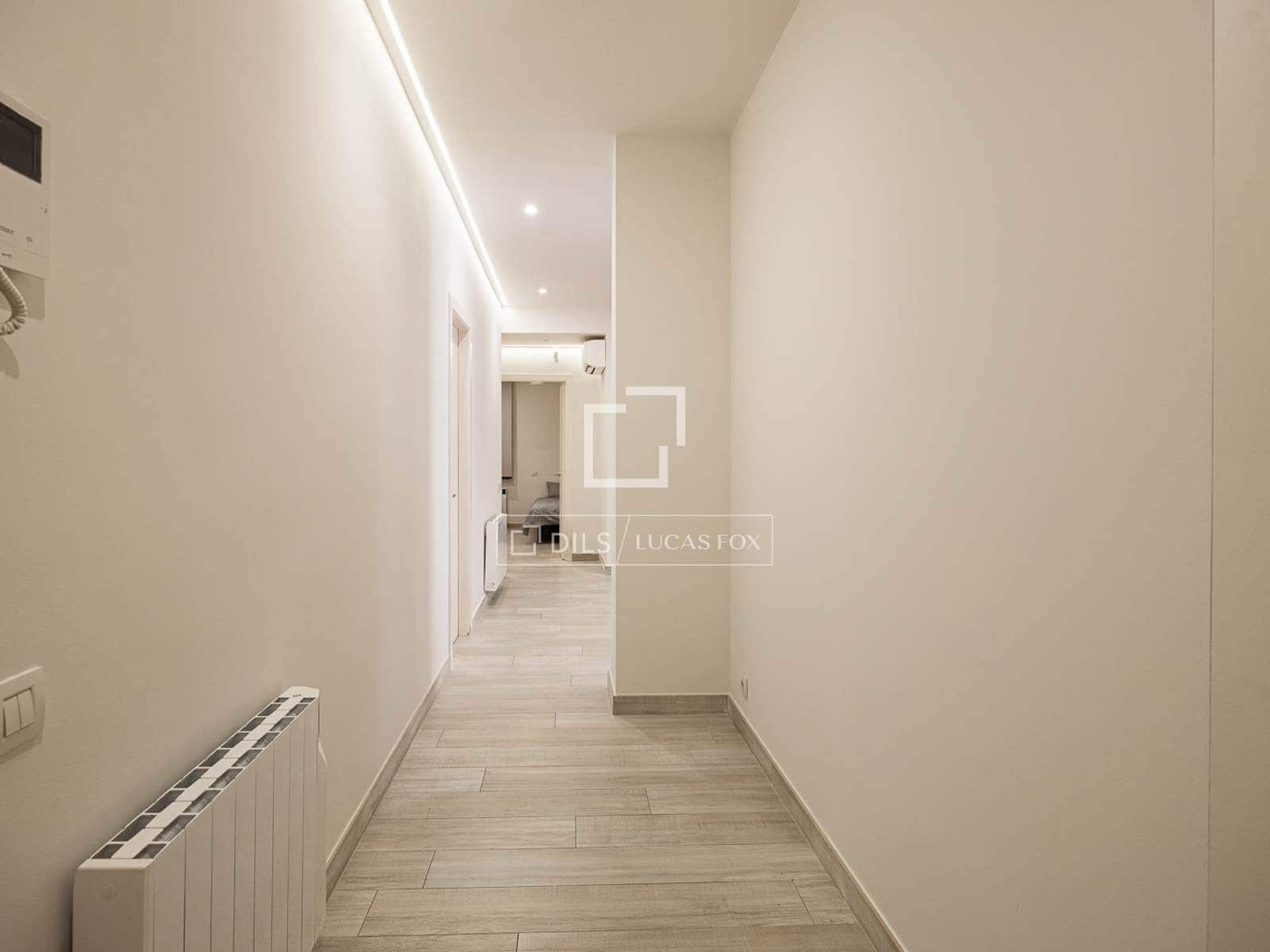 3 soveværelse Lejlighed til salg i Barcelona by - € 899.000 (Ref: 9838373)