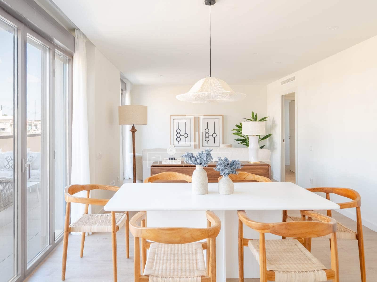 3 bedroom Penthouse for sale in Valencia city with pool garage - € 1,150,000 (Ref: 9838374)
