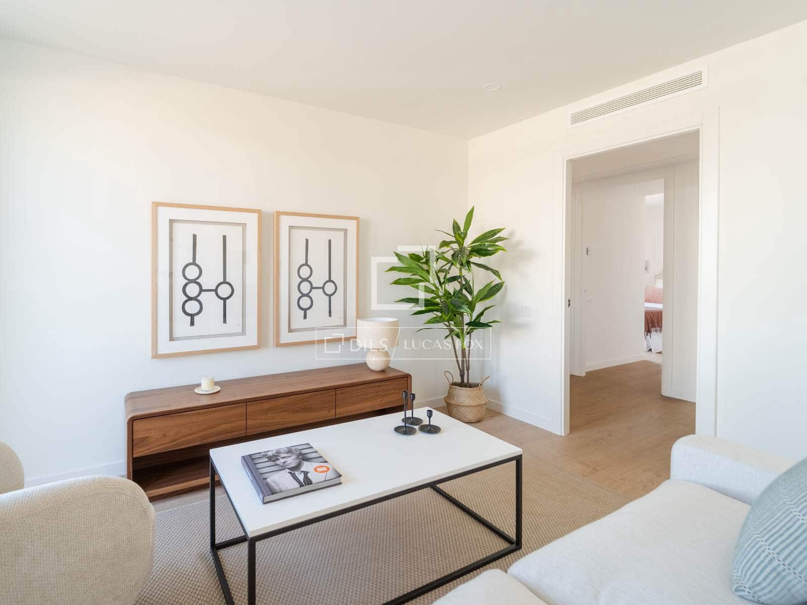 3 bedroom Penthouse for sale in Valencia city with pool garage - € 1,150,000 (Ref: 9838374)